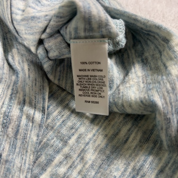 Express Henley Shirt Mens Large Green Gray Logo 100% Cotton‎ Relaxed Fit Casual - Picture 11 of 11